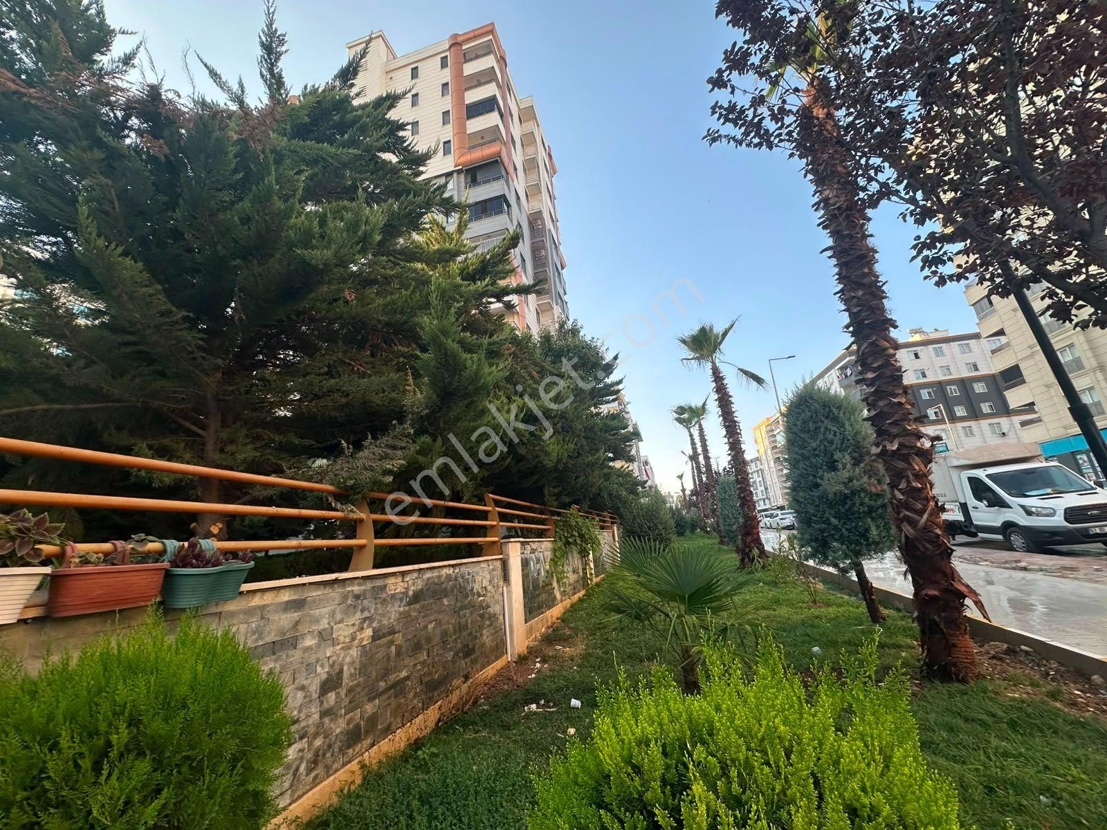 Akev Gayrimenkul'den Yeni Doğuş Sitesinde Lüks 4+1 Ara Kat Daire - Görsel 10
