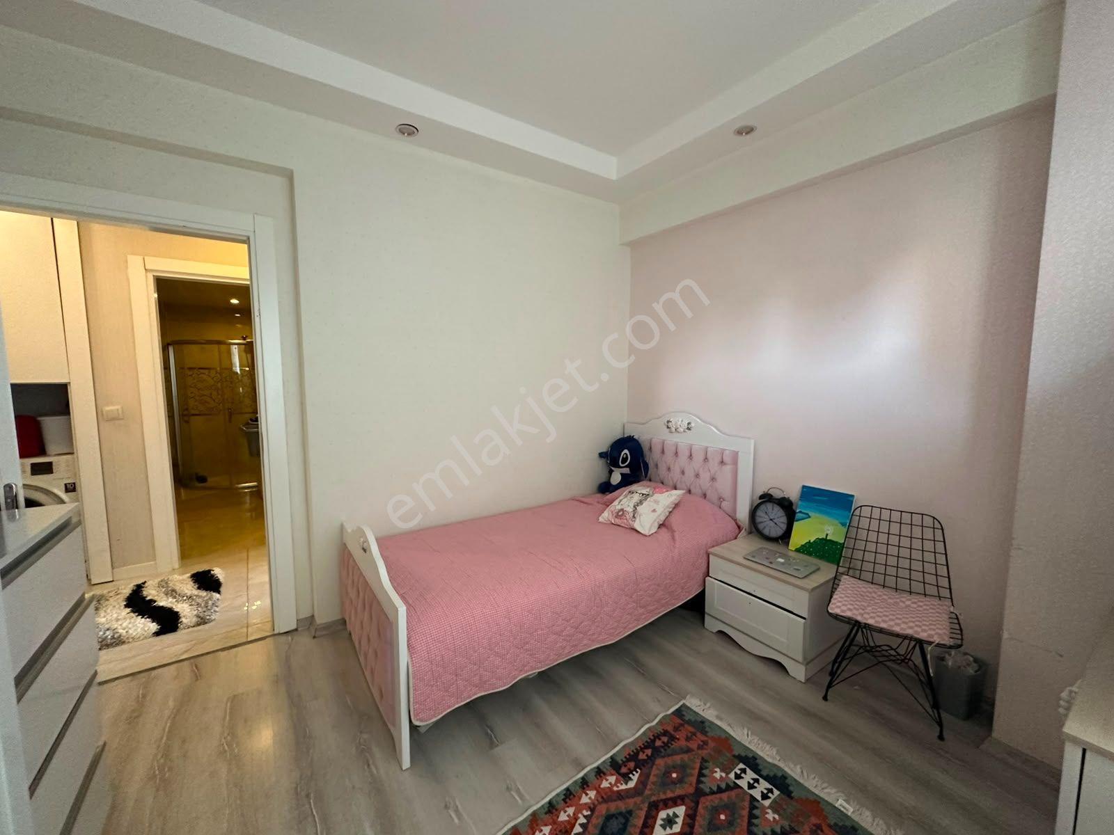 Akev Gayrimenkul'den Yeni Doğuş Sitesinde Lüks 4+1 Ara Kat Daire - Görsel 18