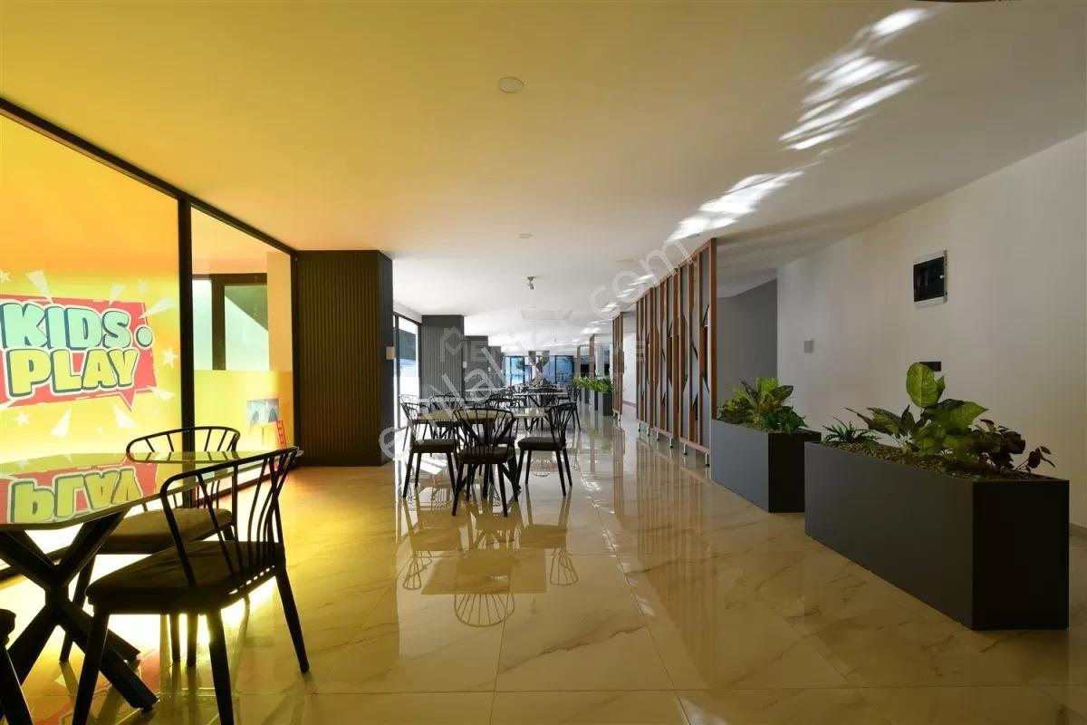 Avsallar Forest Parkta Manzaralı Eşyalı 1+1 Satılık Daire - Görsel 9