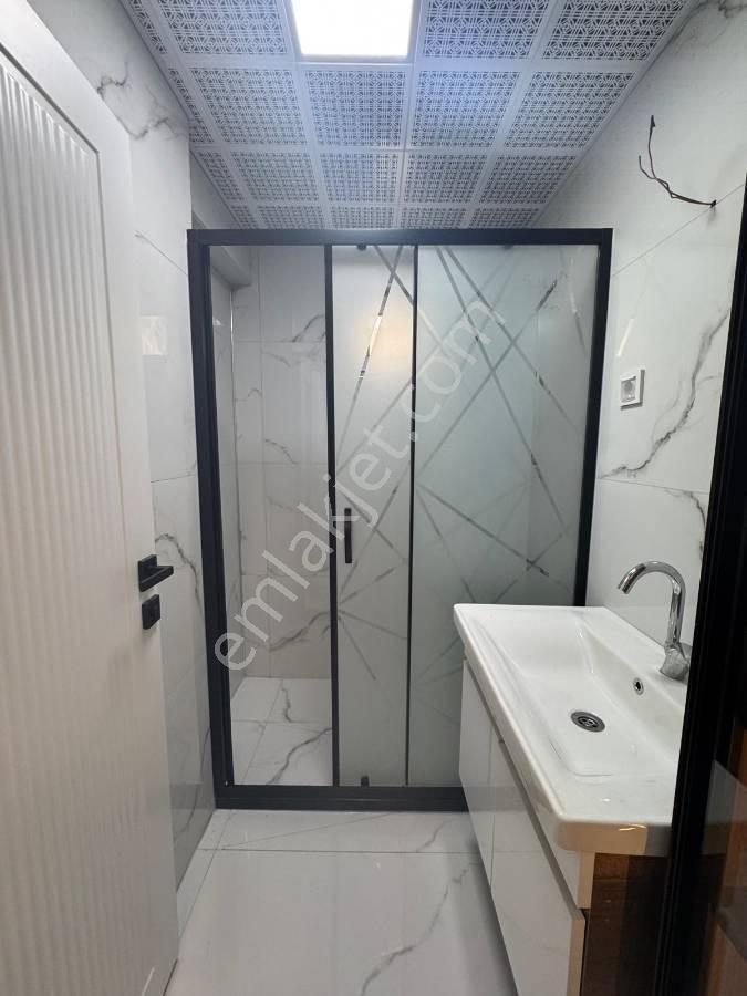 Plevne Mah'de Ebeveyn Banyolu Giyinme Odalı Full Yapılı Daire - Görsel 26