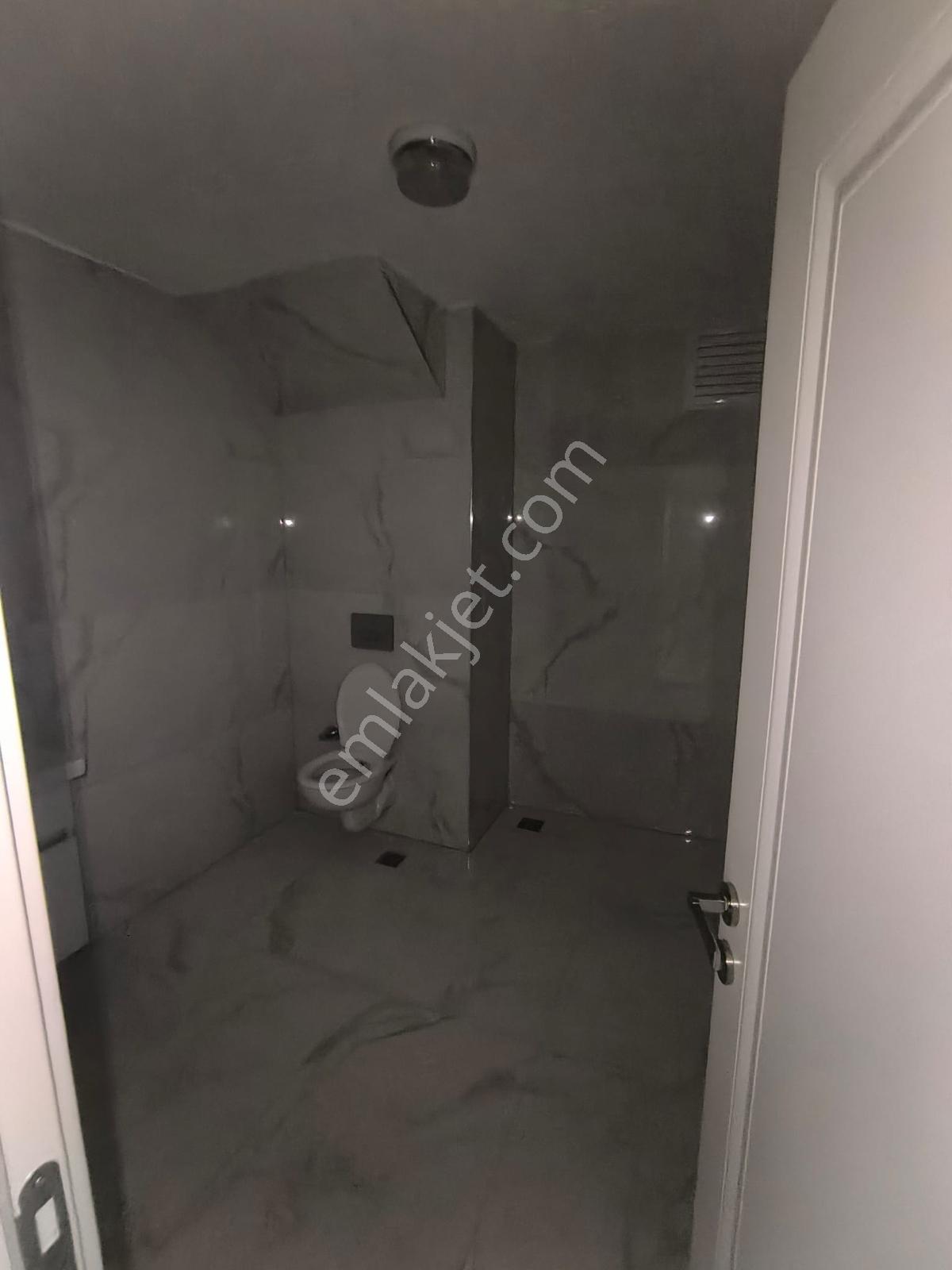Kariyer'den İnegöl Merkez'de Kiralık 4+1 Dubleks Daire - 210m² - Görsel 10