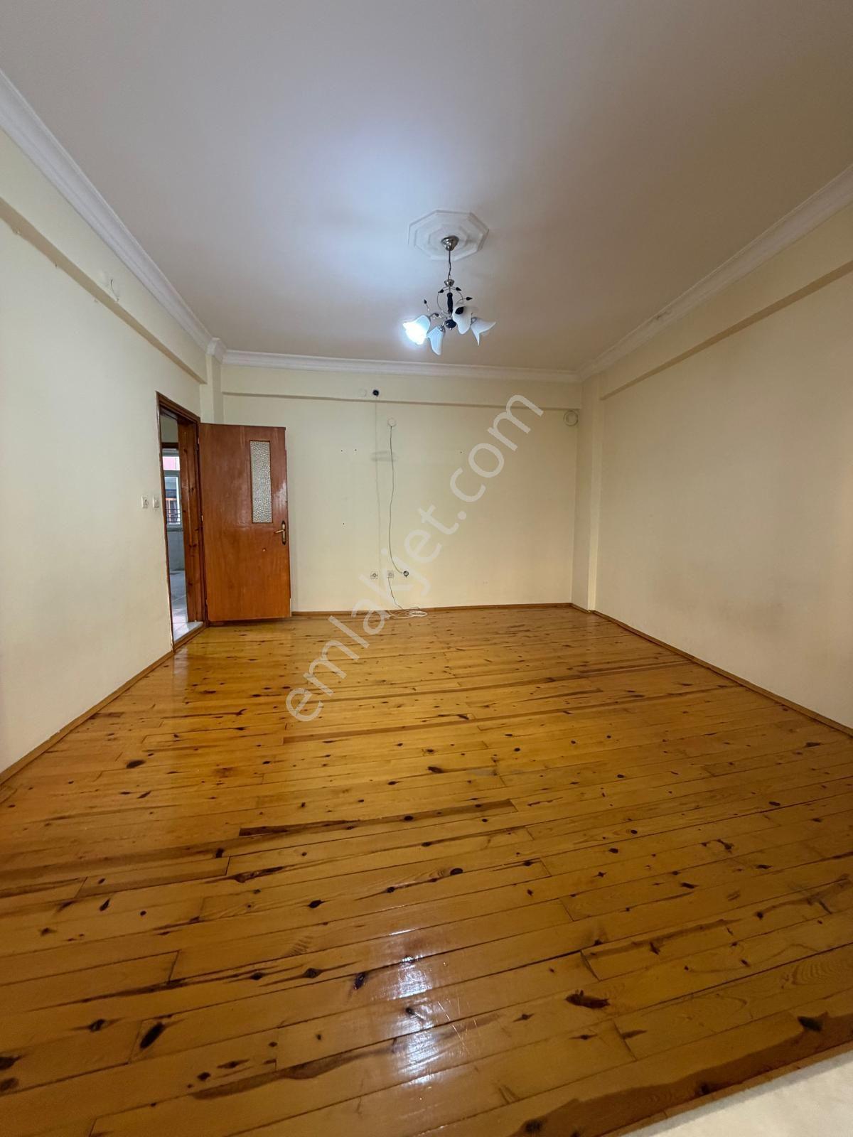 Orta Mahalle İşler Caddesinde 2+1 Ara Kat Kiralık Daire - Görsel 13