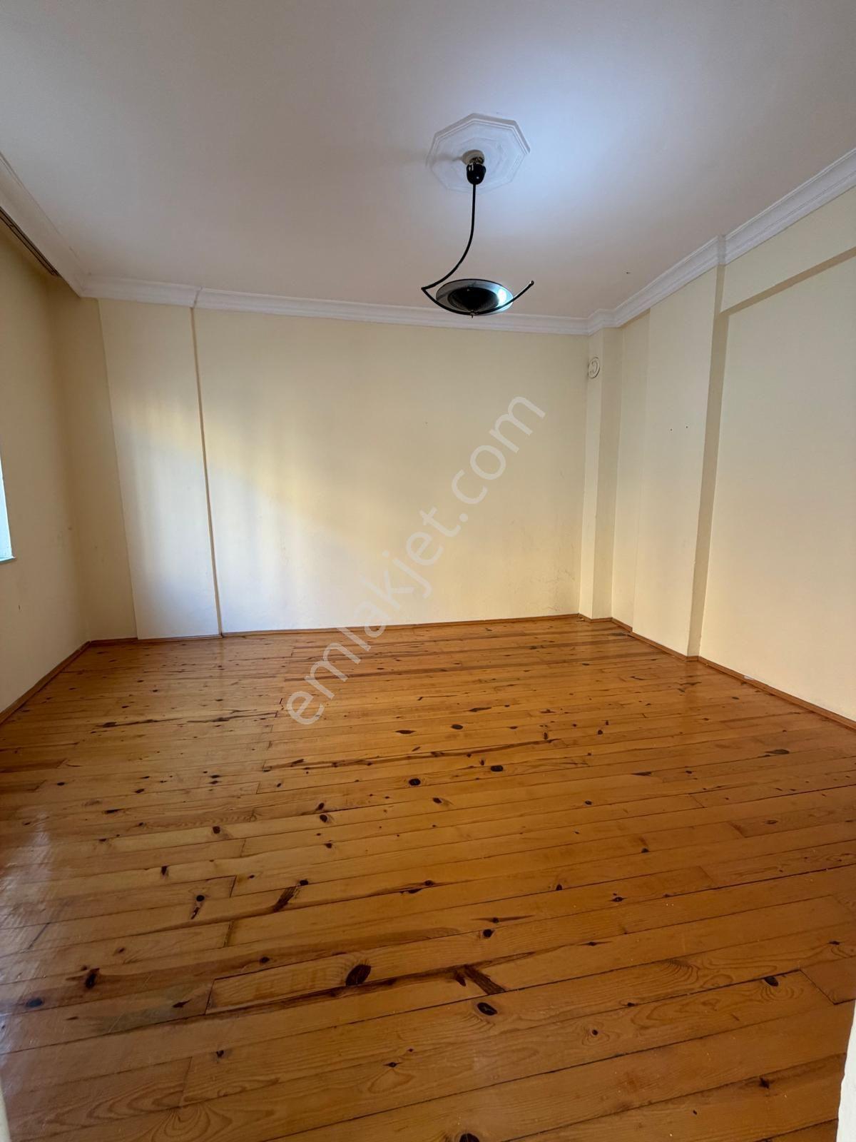 Orta Mahalle İşler Caddesinde 2+1 Ara Kat Kiralık Daire - Görsel 15