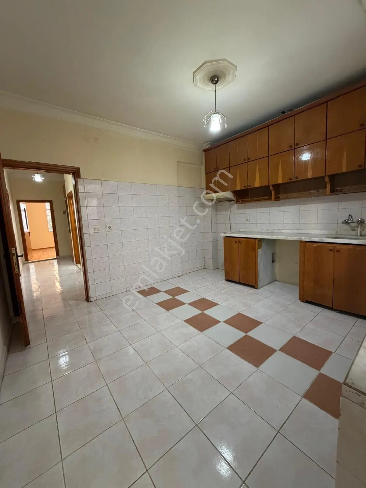 Orta Mahalle İşler Caddesinde 2+1 Ara Kat Kiralık Daire - Görsel 5