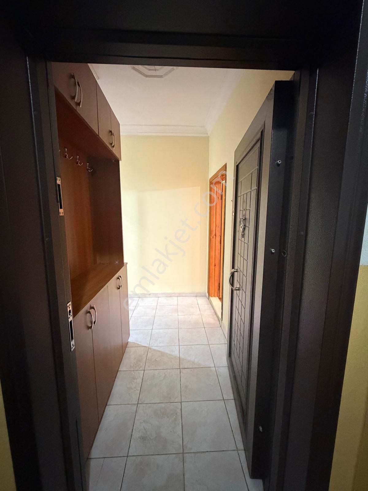 Orta Mahalle İşler Caddesinde 2+1 Ara Kat Kiralık Daire - Görsel 2