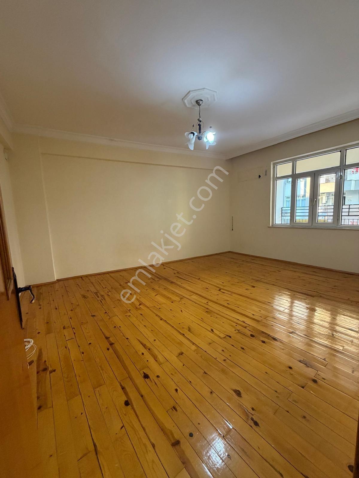 Orta Mahalle İşler Caddesinde 2+1 Ara Kat Kiralık Daire - Görsel 10