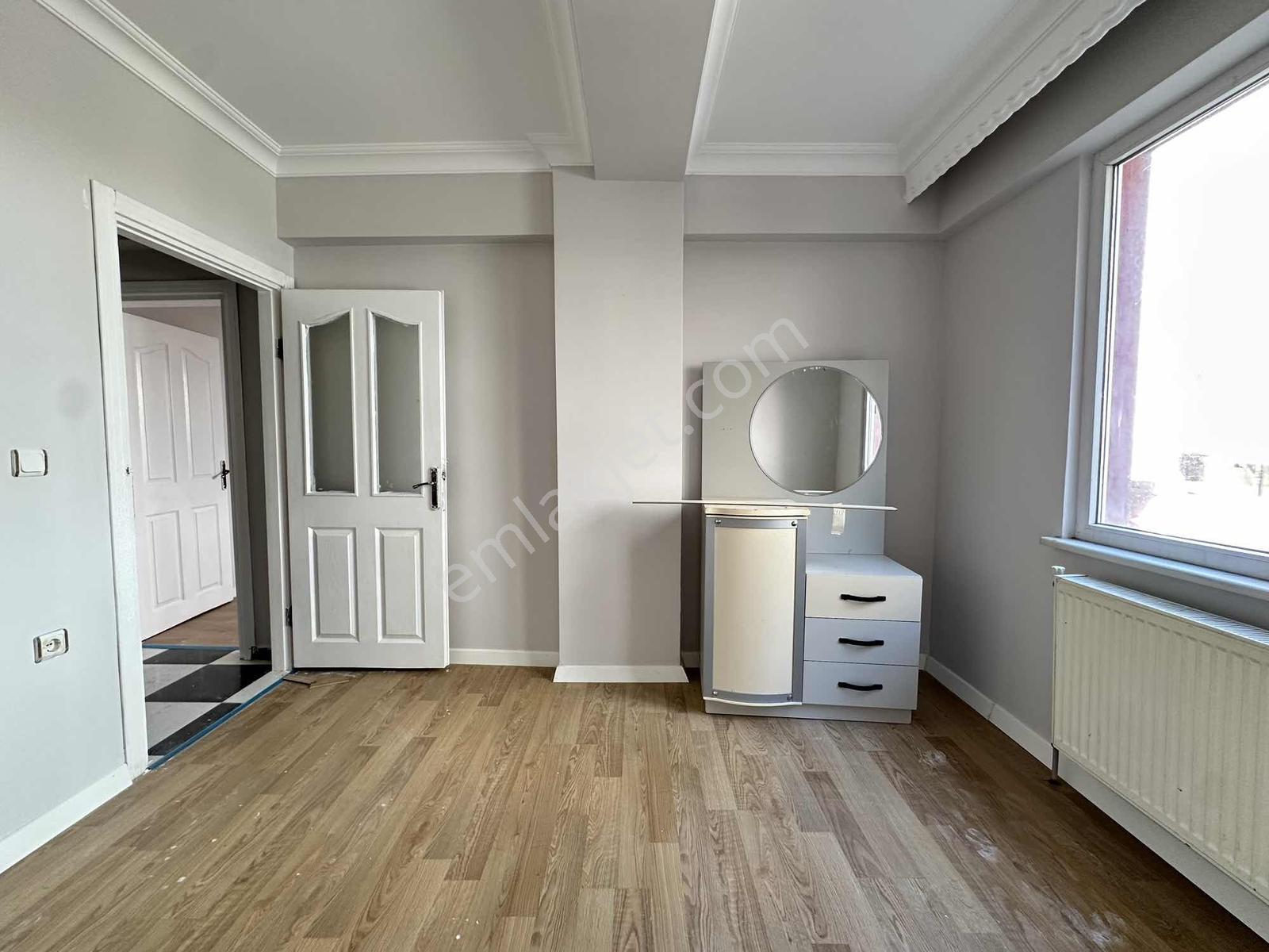 Tuğra'dan Perşembe Pazarına Yakın 2+1 Geniş Arakat İskanlı Daire - Görsel 16