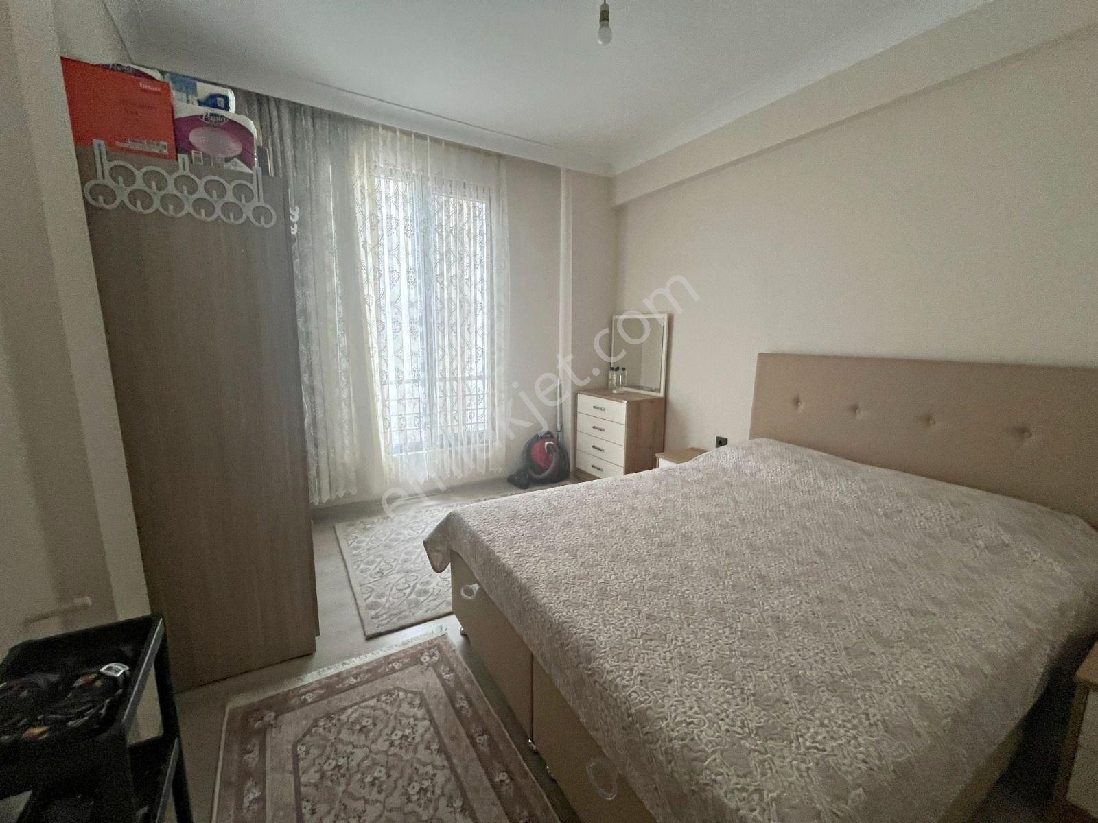 Güç'ten Akçay'da Haftanın Fırsatı Ön Cephe Asansörlü Şık Satılık 1+1 Daire - Görsel 20