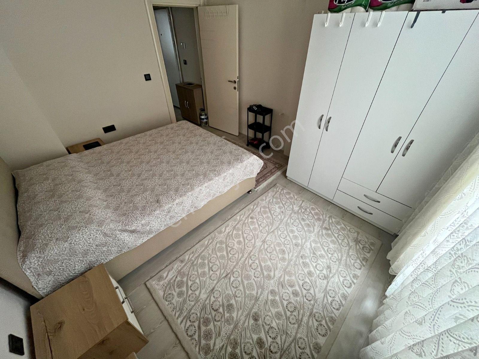 Güç'ten Akçay'da Haftanın Fırsatı Ön Cephe Asansörlü Şık Satılık 1+1 Daire - Görsel 33