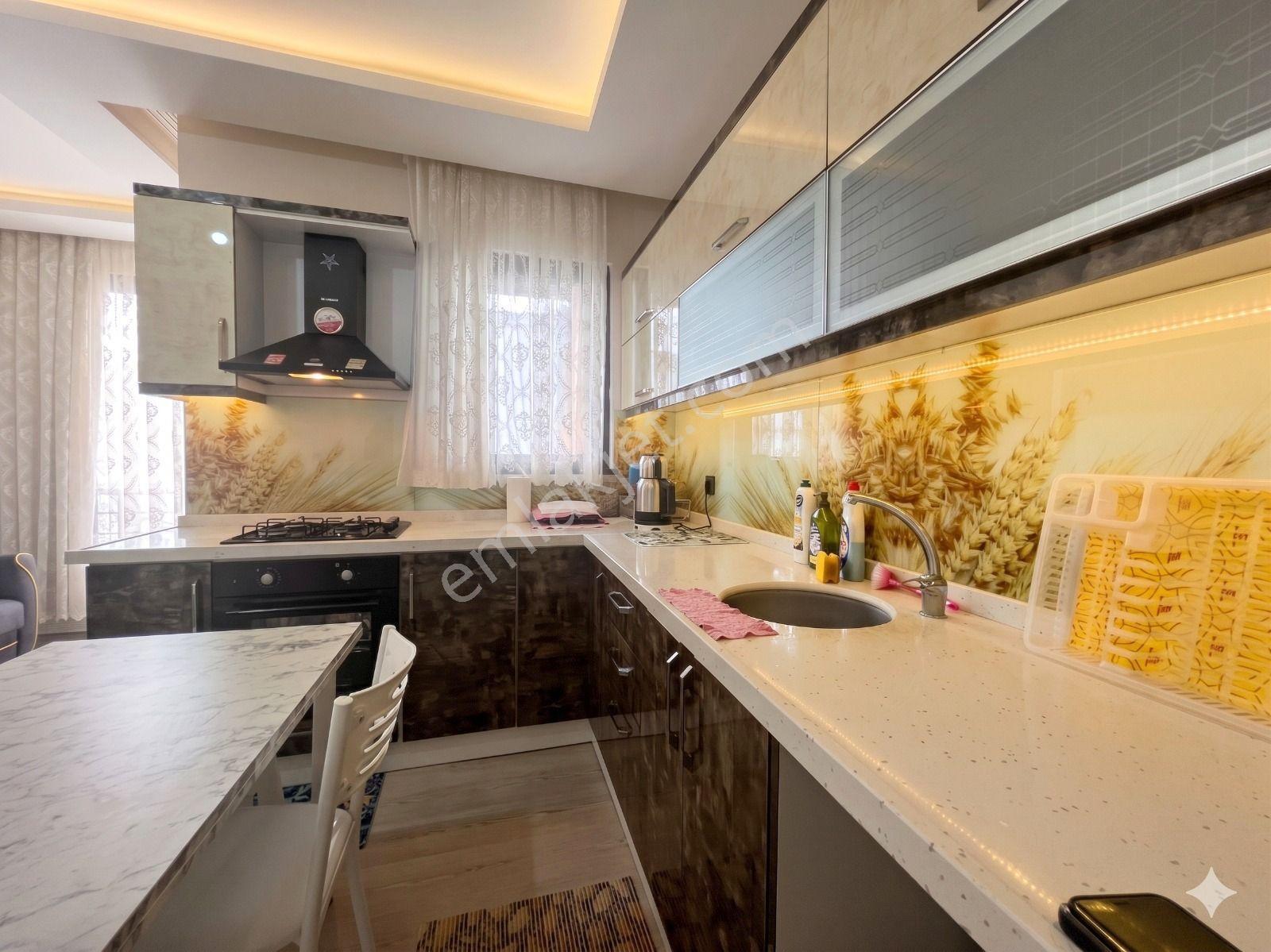 Güç'ten Akçay'da Haftanın Fırsatı Ön Cephe Asansörlü Şık Satılık 1+1 Daire - Görsel 10