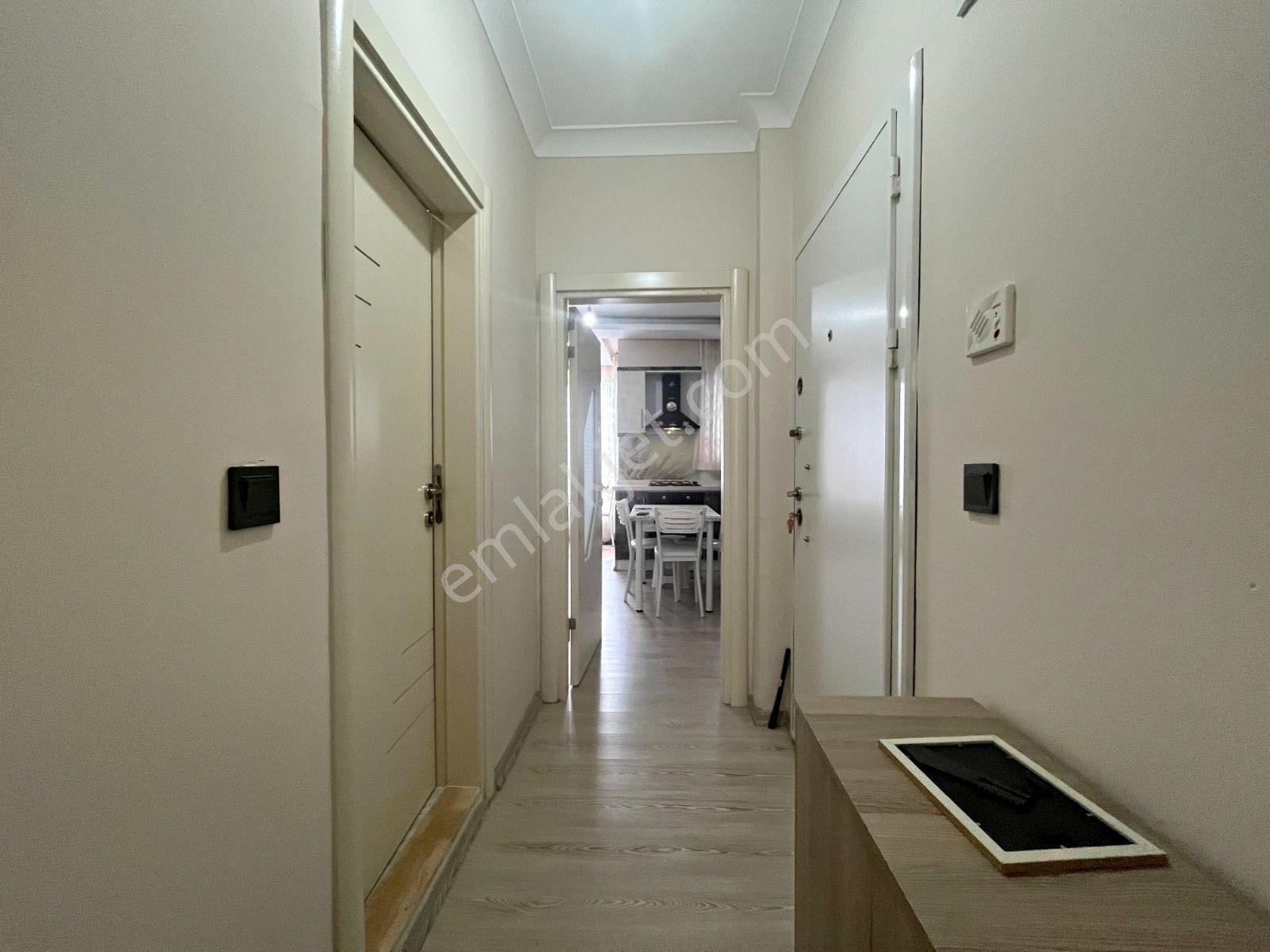 Güç'ten Akçay'da Haftanın Fırsatı Ön Cephe Asansörlü Şık Satılık 1+1 Daire - Görsel 22
