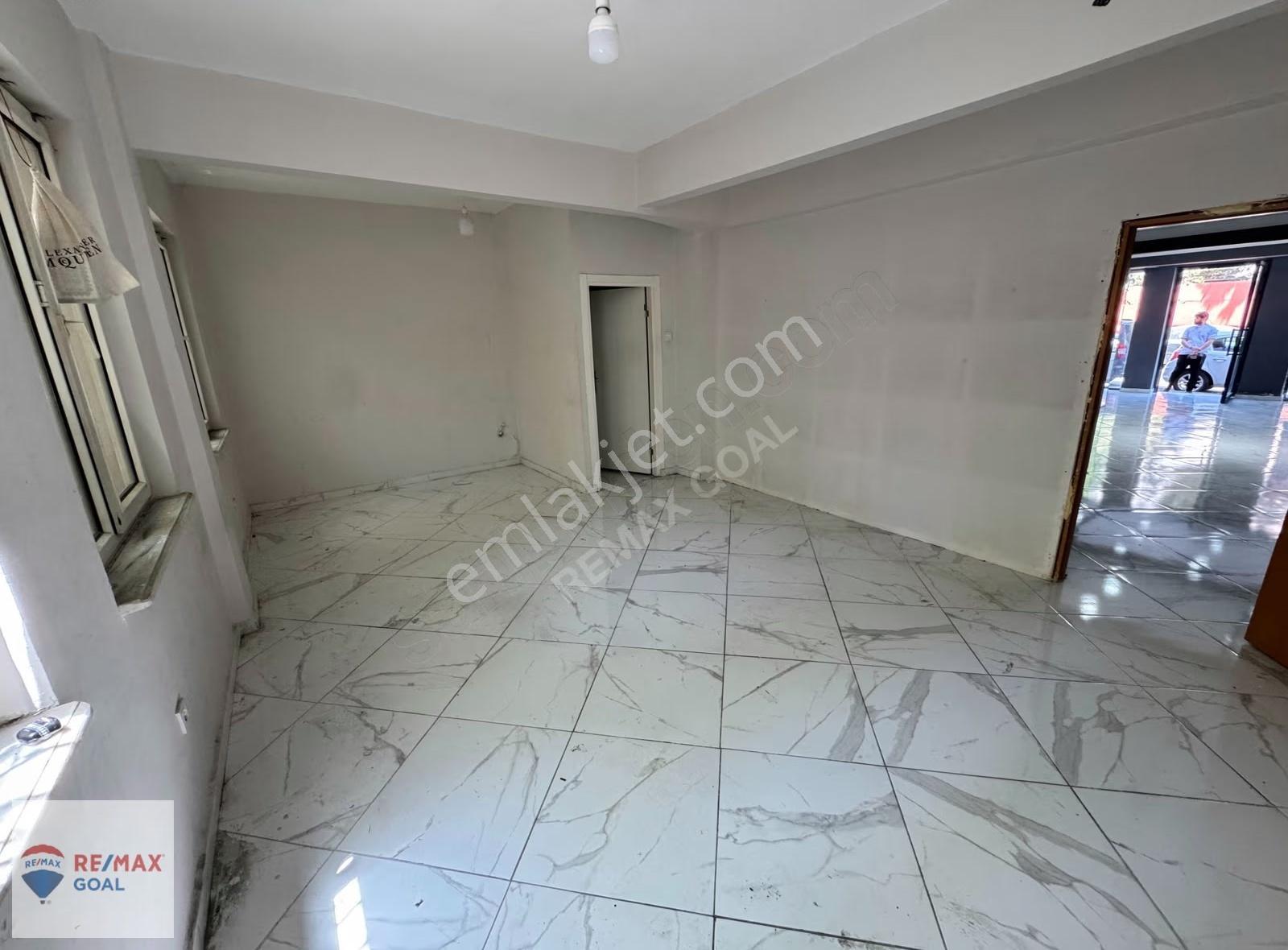 Fındıkzade Cad Üzerinde Kiralık İskanlı Dükkan Katta Tek / 120m2 - Görsel 10