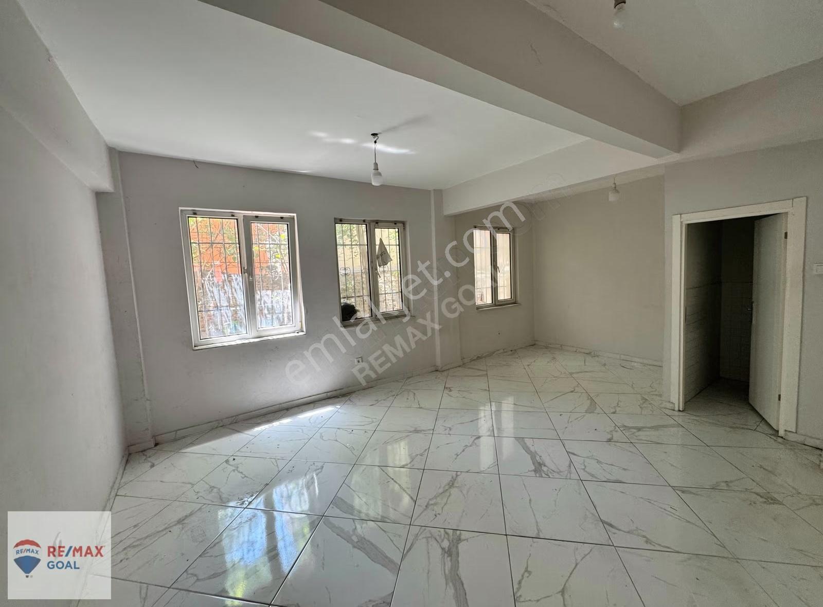 Fındıkzade Cad Üzerinde Kiralık İskanlı Dükkan Katta Tek / 120m2 - Görsel 11