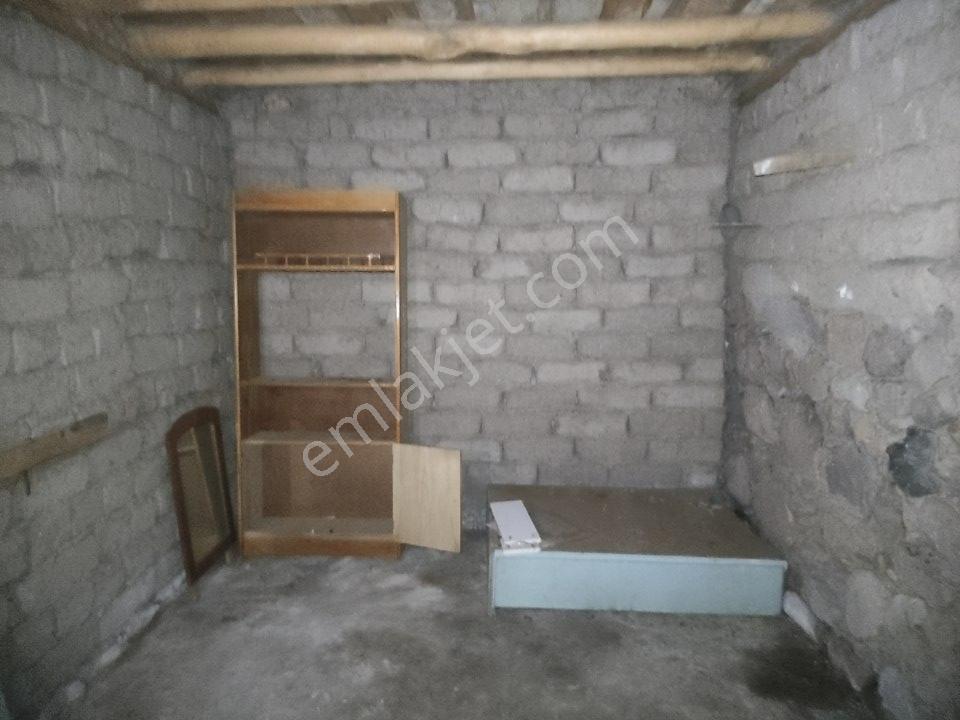 Özpınar,dan Doğalgazlı,yalıtımlı Müstakil Bahçeli Ev 385 M2 - Görsel 32