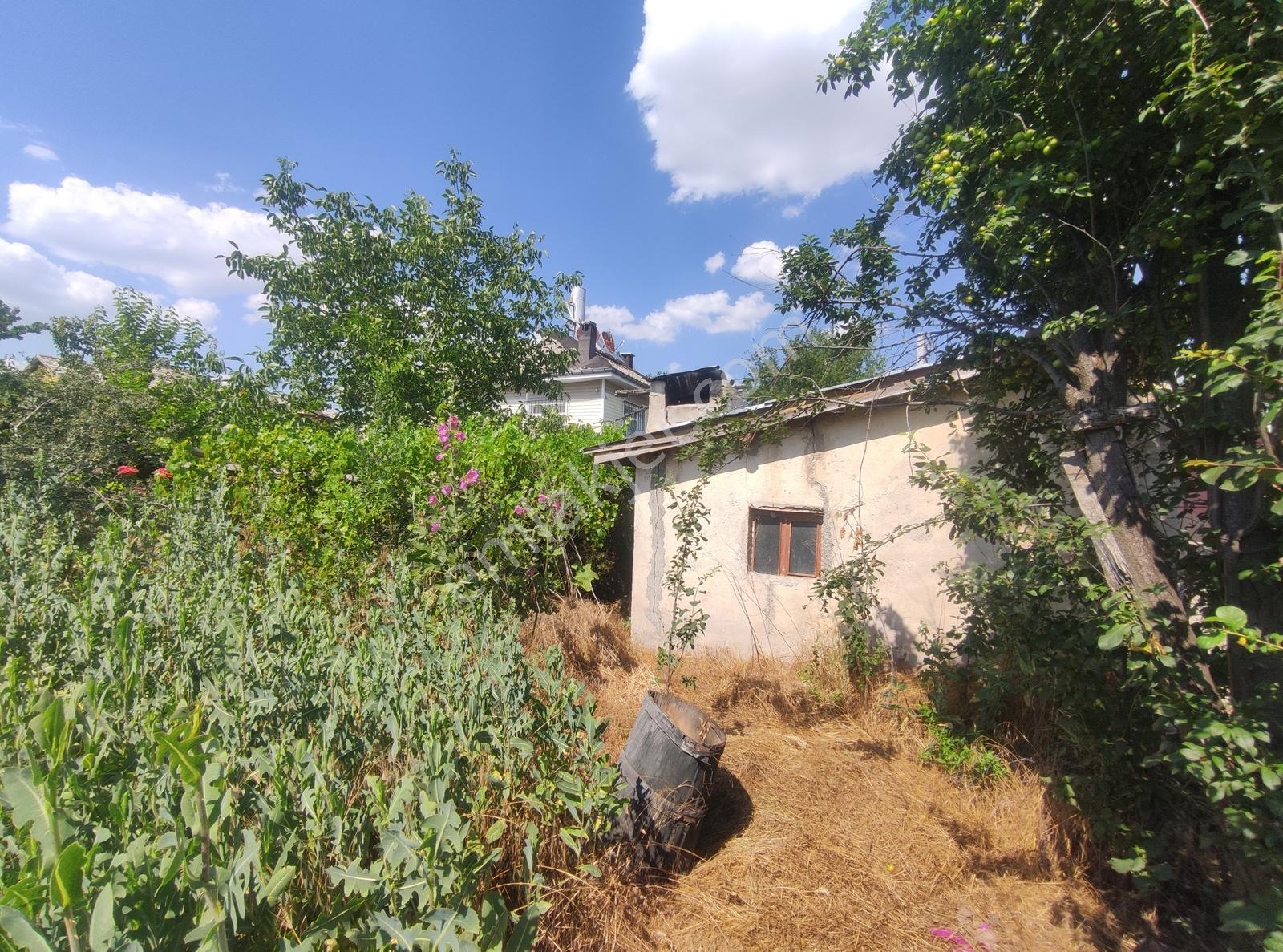 Özpınar,dan Doğalgazlı,yalıtımlı Müstakil Bahçeli Ev 385 M2 - Görsel 24