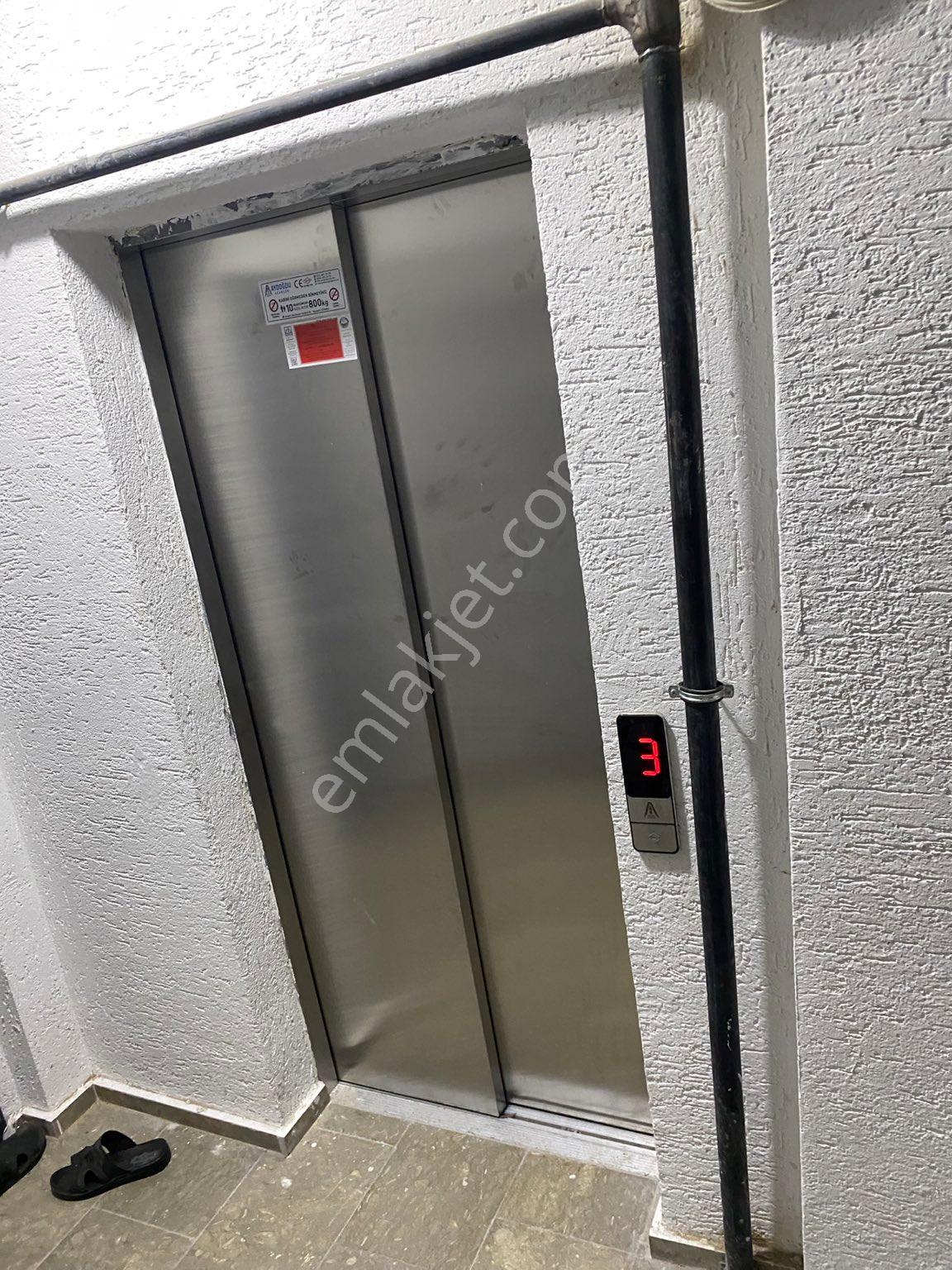 Tahtakale Hayat Sokak’ta | Sıfır Binada | Full Güneş Alan | 2+1 Ara Kat Satılık Daire - Görsel 15