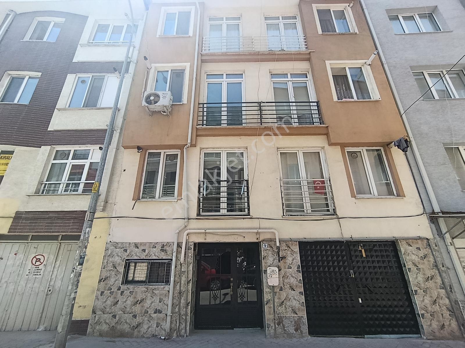 Rw Nest'ten Yenibağlar Cantürk Sk. Satılık 2+0 Ara Kat Daire