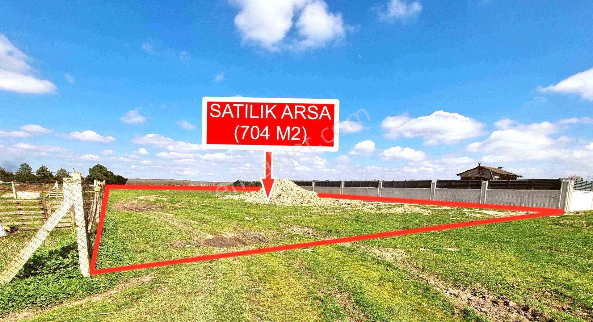 Silivri Büyükçavuşlu'da Cadde Üzeri Satılık 704m2 Villa Arsası - Görsel 2