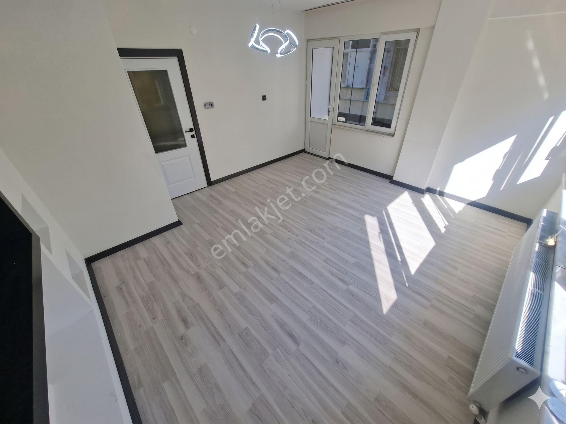 Aktif’ten Altınkum’da Denize 300 Metre Mesafede, Merkezi Konumda Cam Balkonlu Fırsat 2+1 Daire! - Görsel 6