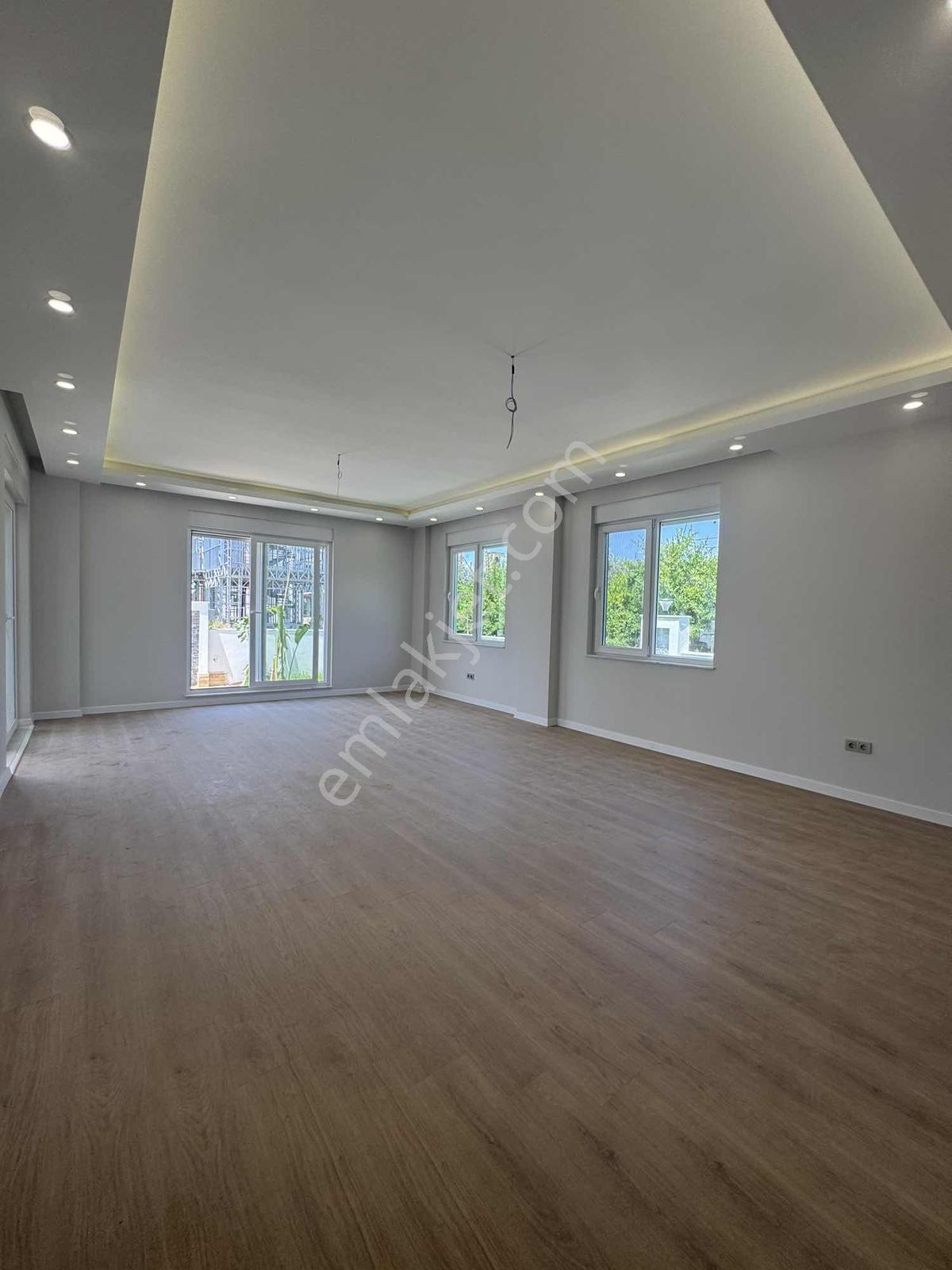 En/ru Tek Katlı Muhteşem Köşe Başında Havuzlu Villa Merkezi ... - Görsel 19