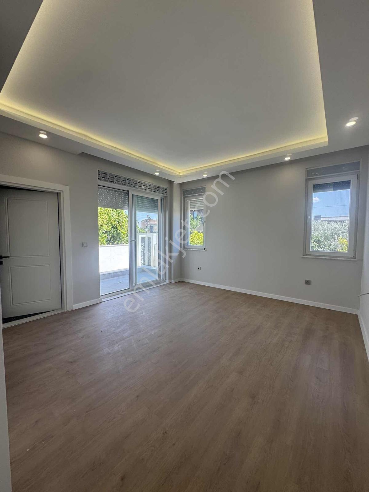 En/ru Tek Katlı Muhteşem Köşe Başında Havuzlu Villa Merkezi ... - Görsel 10
