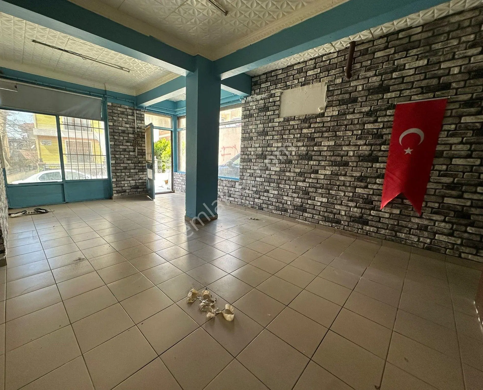 Mertcan Dan Yakacık Meydana Yürüme 40m2 Fırsat Kiralık Dükkan - Görsel 5