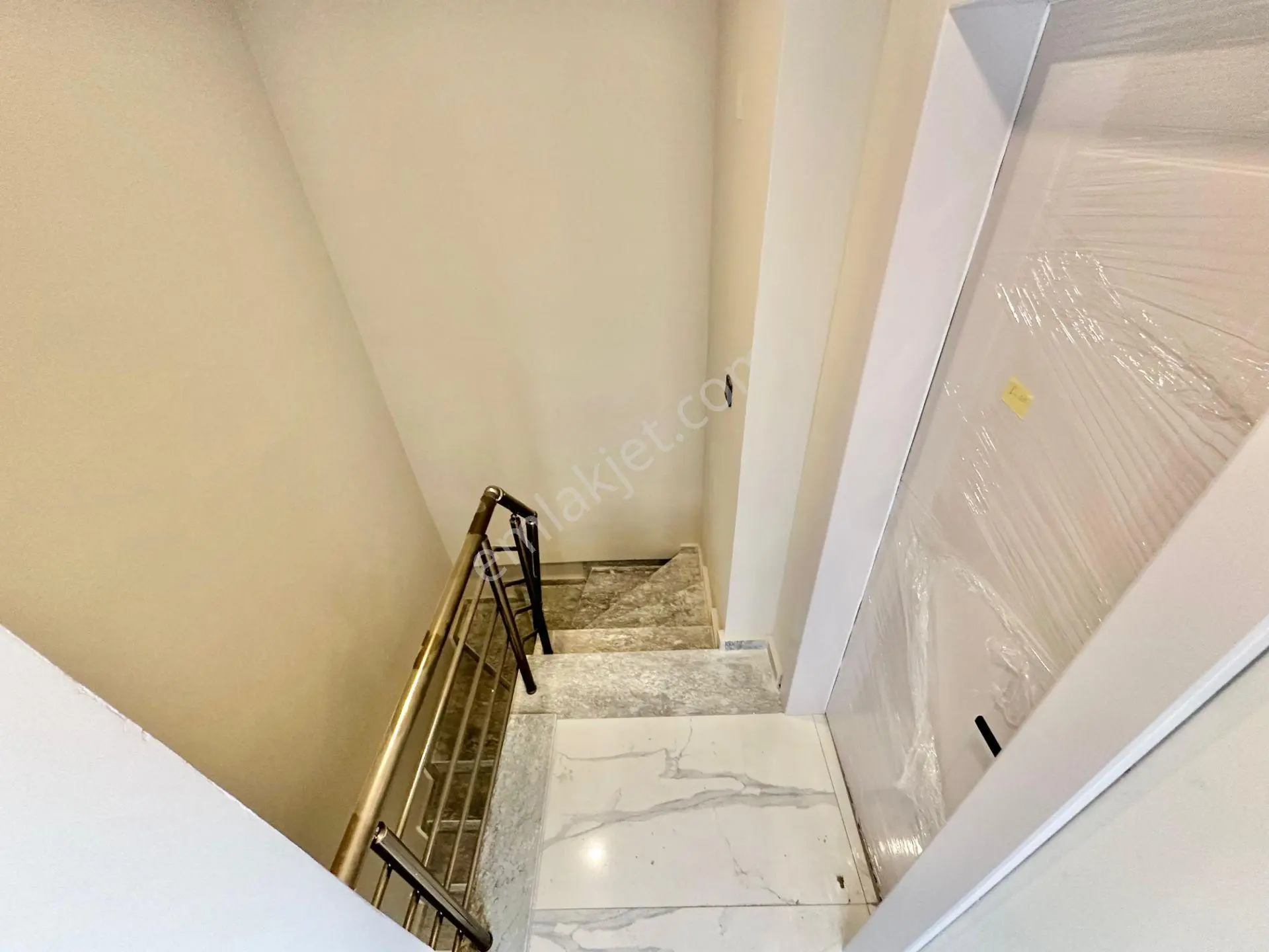 ꧁ay Emlaktan꧂akçay'da Kapalı Otoparklı Çift Asansörlü Denize Yakın Satılık 2+1 Dubleks Daire - Görsel 20