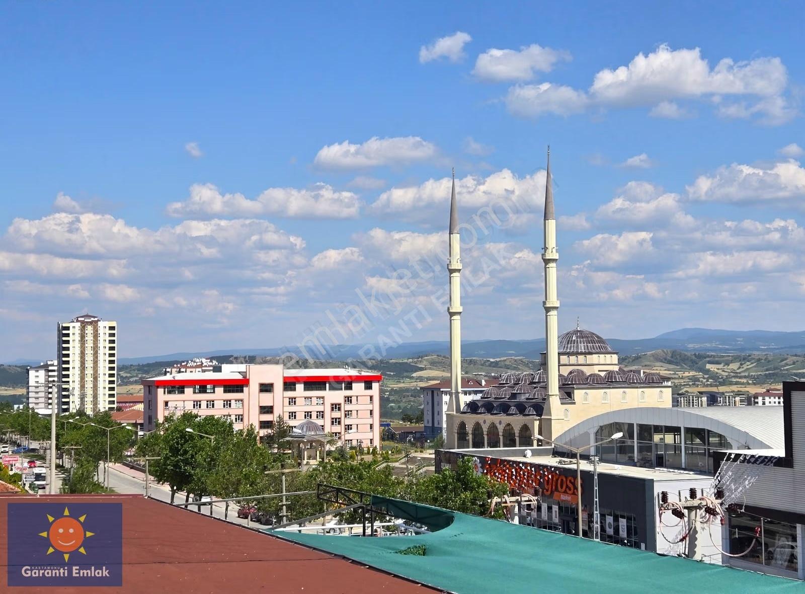 Garanti Emlak'tan Kuzeykentte - Caddeye Cephe - K.otoparklı 2+1 - Görsel 31
