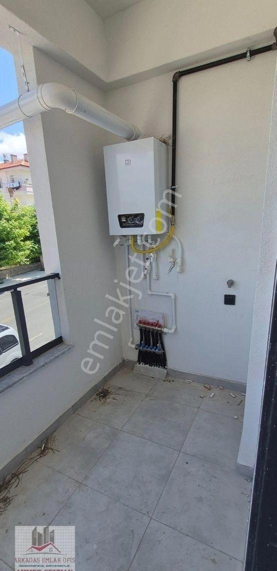 Arkadaş Emlaktan Belediye Blokları Civarında 2+1 Sıfır Kiralık Daire - Görsel 9