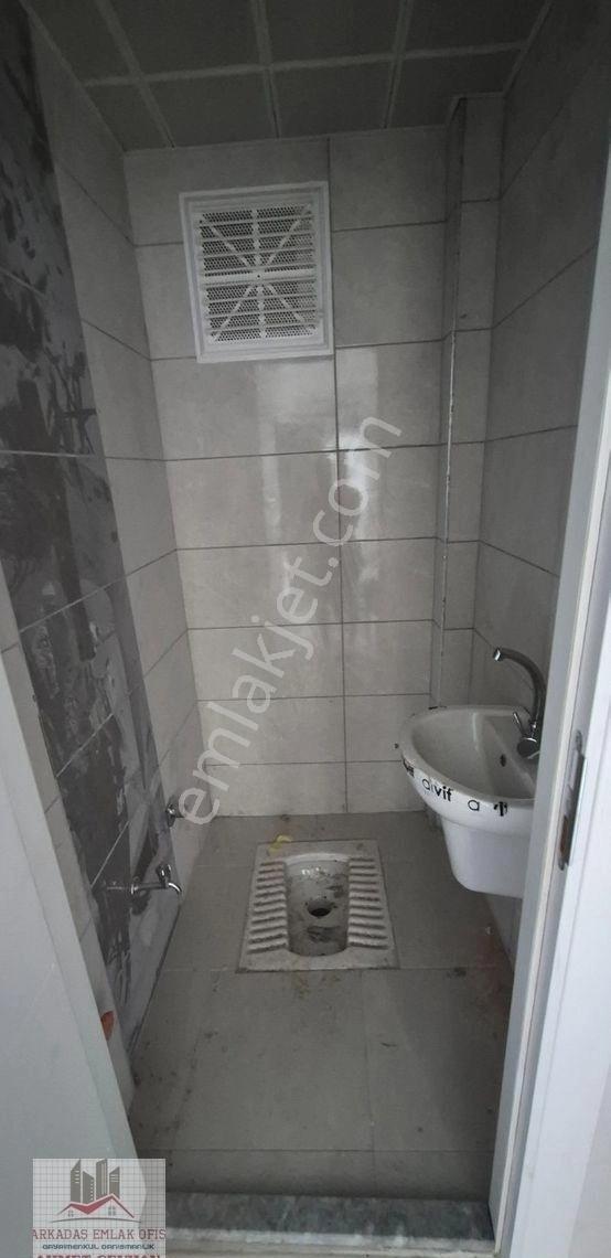 Arkadaş Emlaktan Belediye Blokları Civarında 2+1 Sıfır Kiralık Daire - Görsel 14