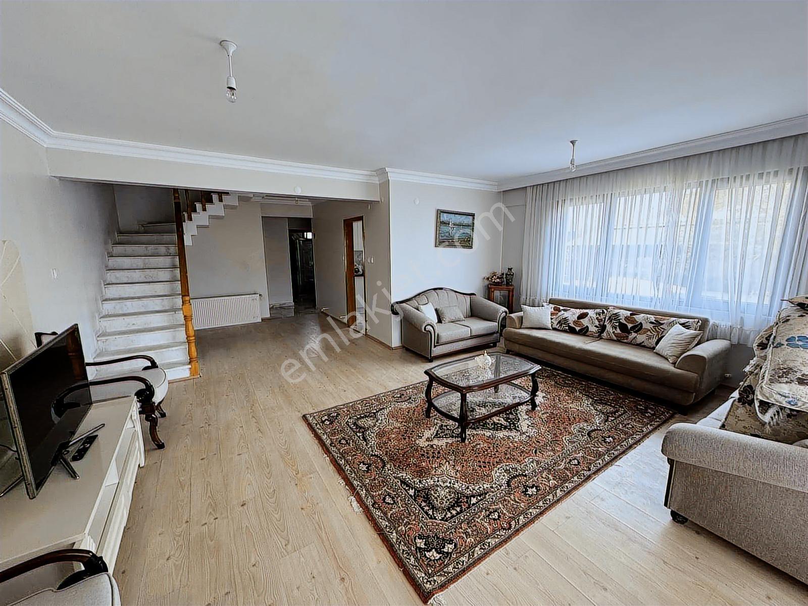 Semizkumlar Altınorak'ta 4+1 Kiralık Yazlık Villa - Görsel 13