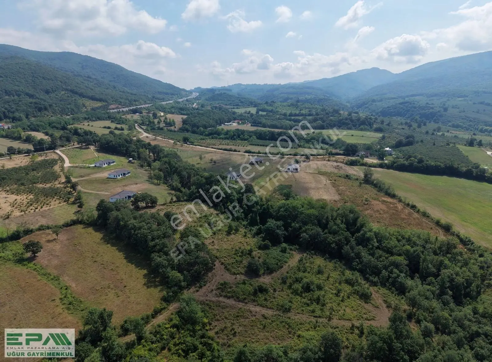 EPA UĞUR'DAN DÜZCE GÜMÜŞOVA YEŞİLYAYLA'DA SATILIK 40.925 M² ARSA - Görünüm 3
