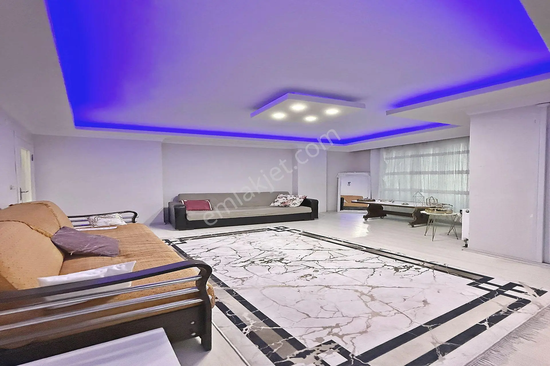 Apartment in İstanbul - Görünüm 3