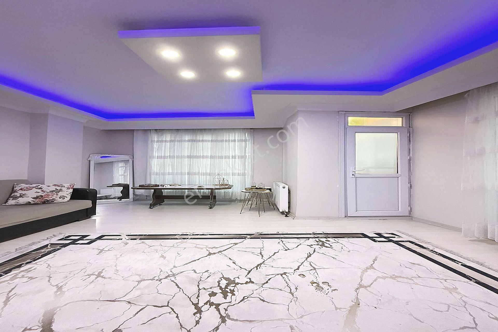 Apartment in İstanbul - Daha fazla