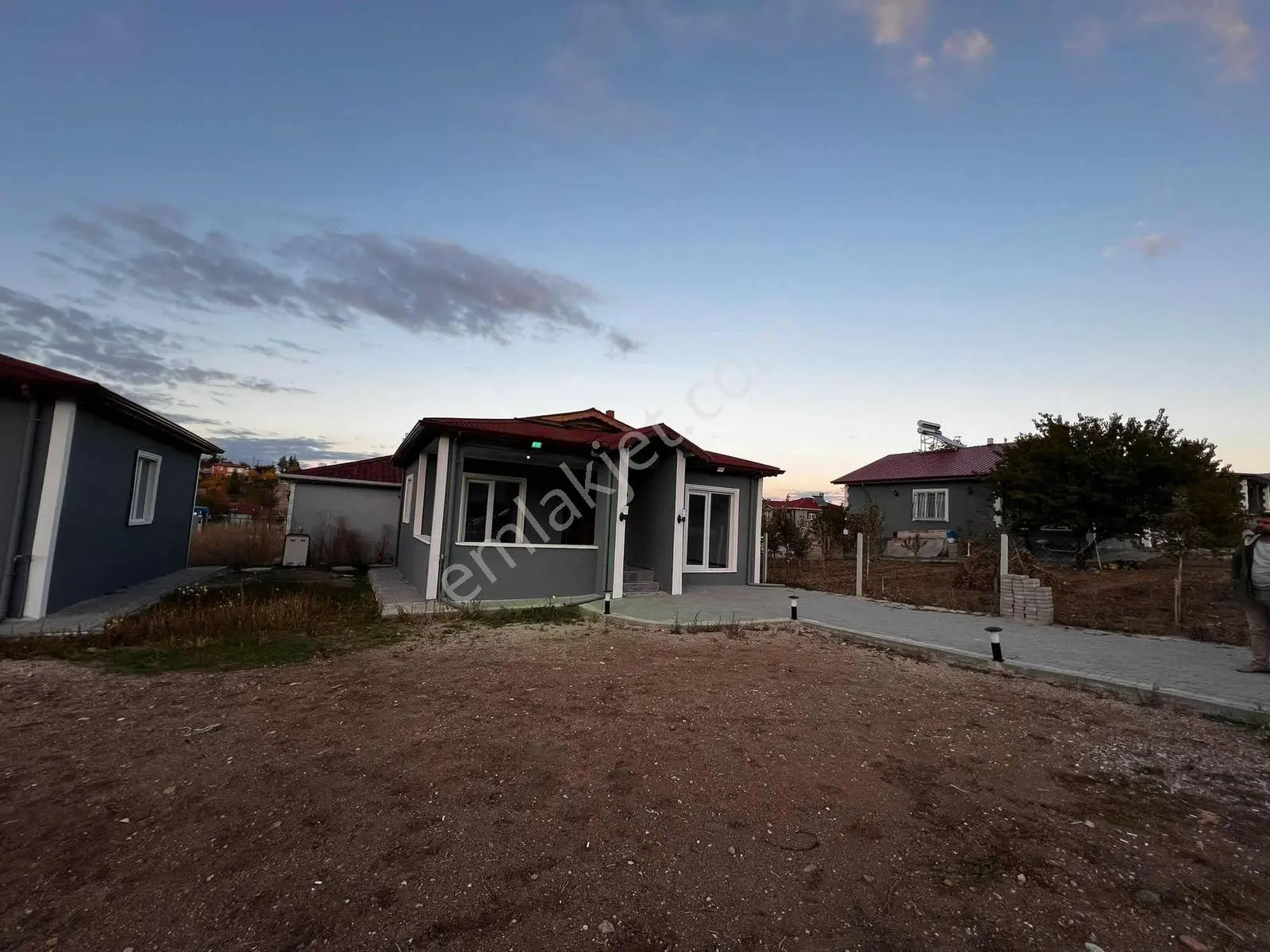 KAVAKLI KESKİN VİRAJDA 300M2 ELEKRİK SU ŞEBEKE CEZASI ÖDENMİŞTİR - Görünüm 5