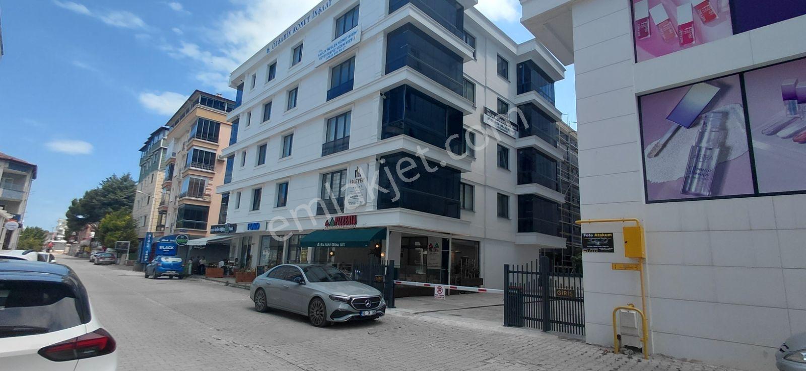 Monopoly'den Güzelyalı Mh. Satılık 1+1