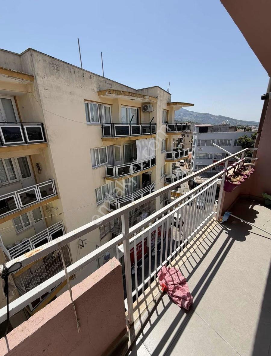 Apartment in Tire, Cumhuriyet - Görünüm 2