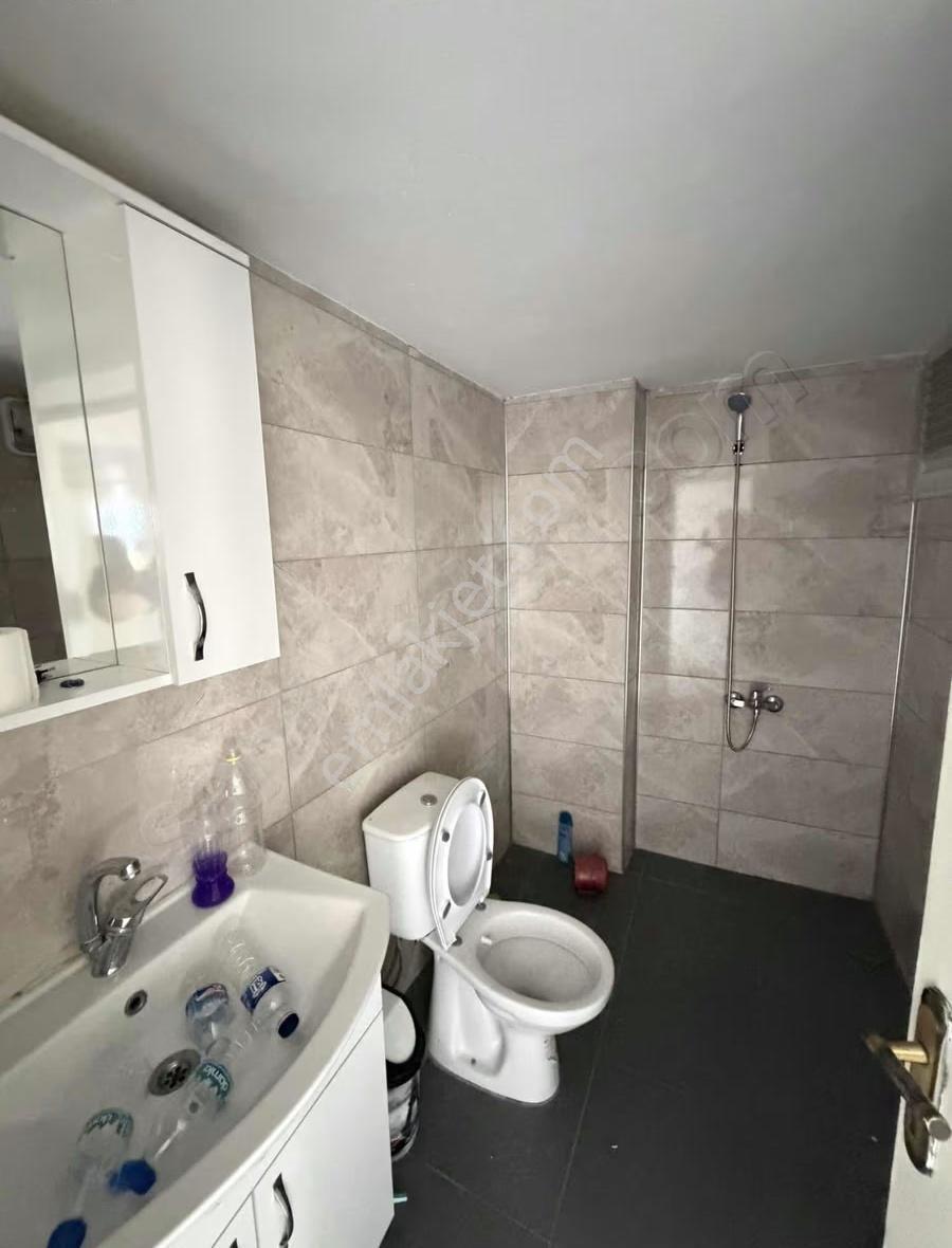 Apartment in Tire, Cumhuriyet - Daha fazla