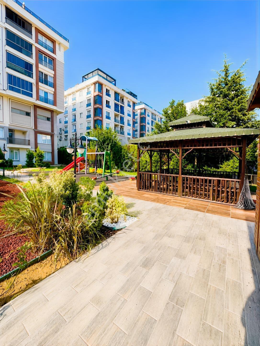 Apartment in Beylikdüzü, Adnan Kahveci - Görünüm 4