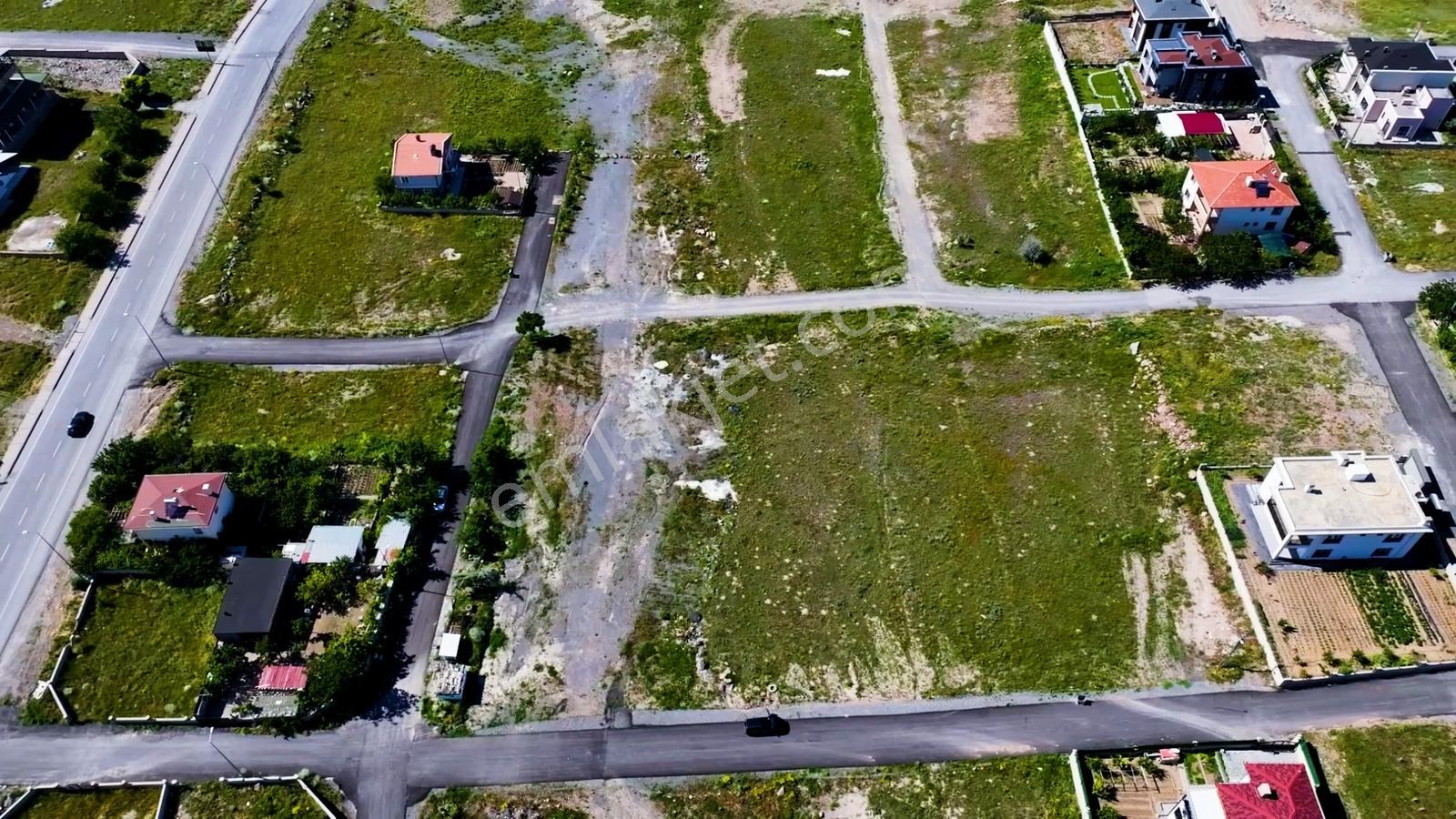 TALAS REŞADİYE MAHALLESİNDE SATILIK VİLLA PARSELİ - Daha fazla