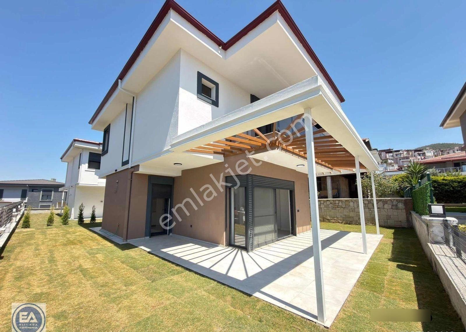 Ev – Kuşadası, Güzelçamlı Mahallesi