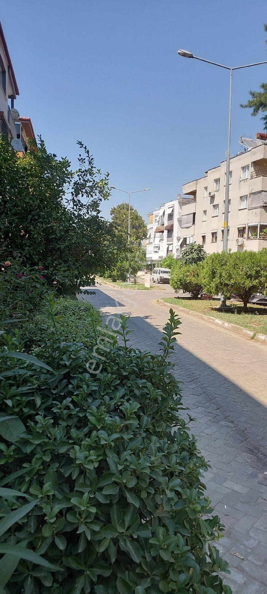 Apartment in İzmir - Daha fazla