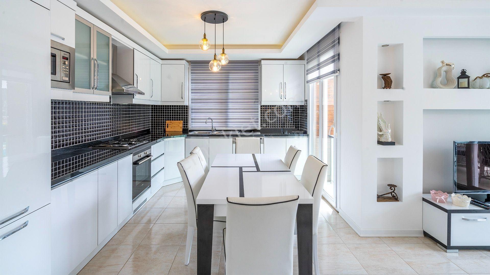 Apartment in Alanya, Oba - Görünüm 4