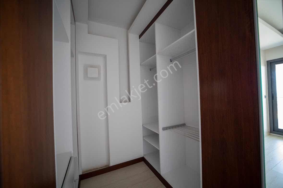 Daire – Kuşadası, Ege - Daha fazla