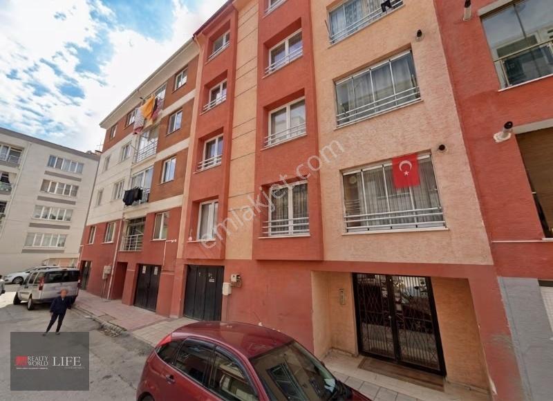 Zafer Mahallesi Satılık 2+1 Daire