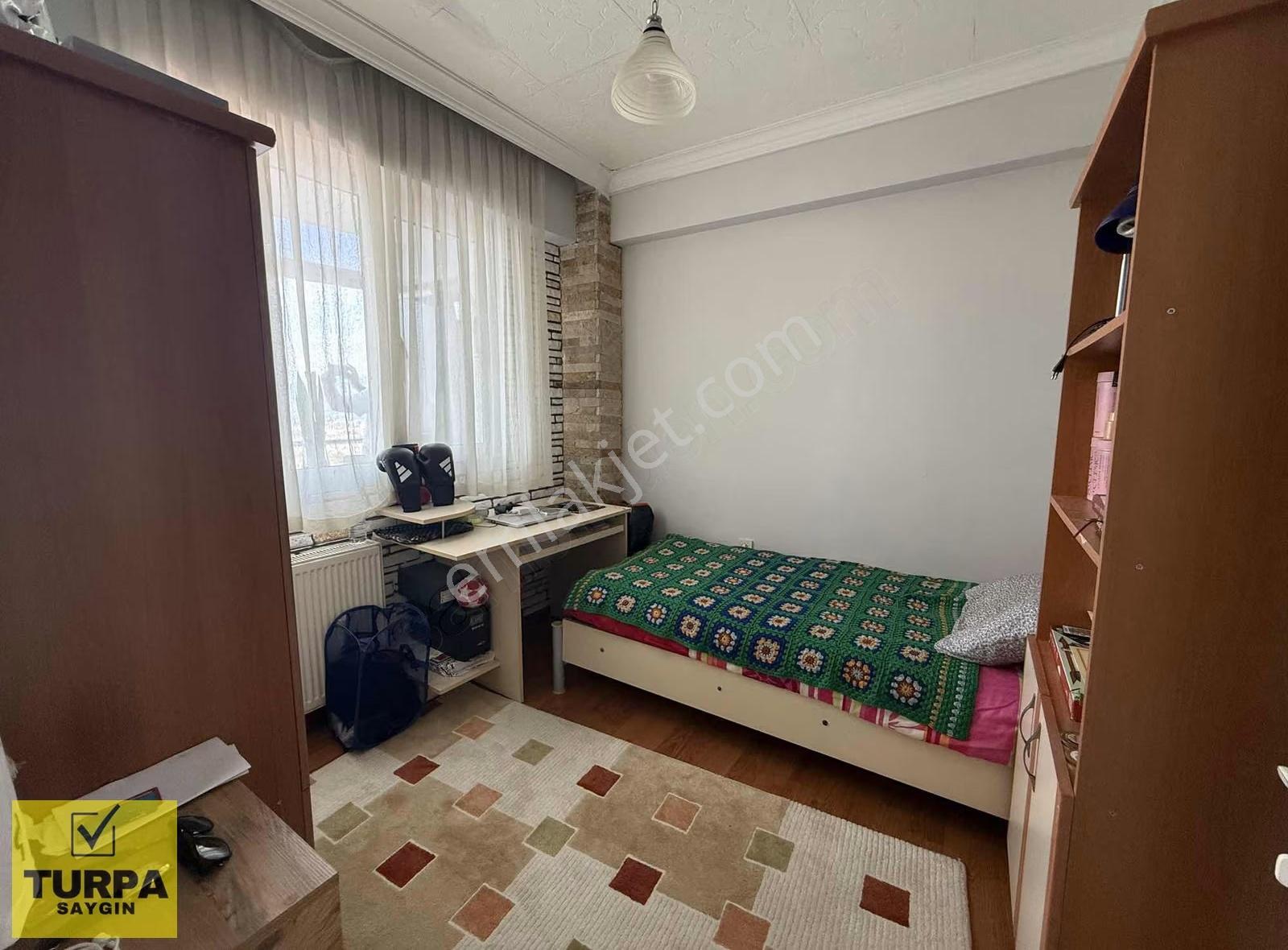 Apartment in Karabağlar, Gülyaka - Görünüm 5