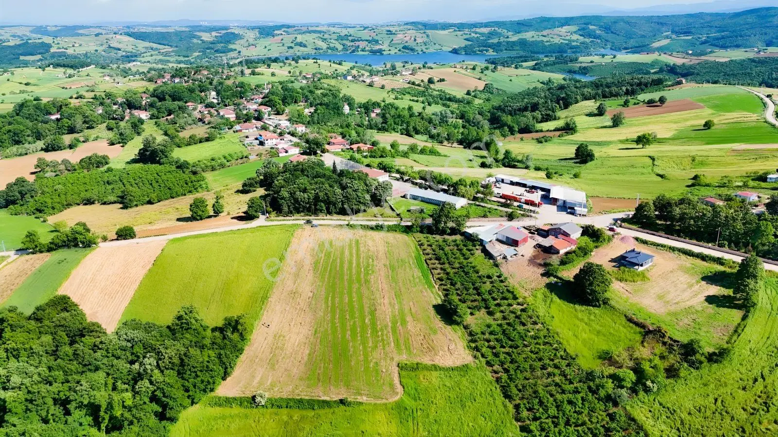 SEYİTALİLERDE 55 METRE ANAYOLA CEPHE SATILIK %40 İMARLI ARSA - Görünüm 4