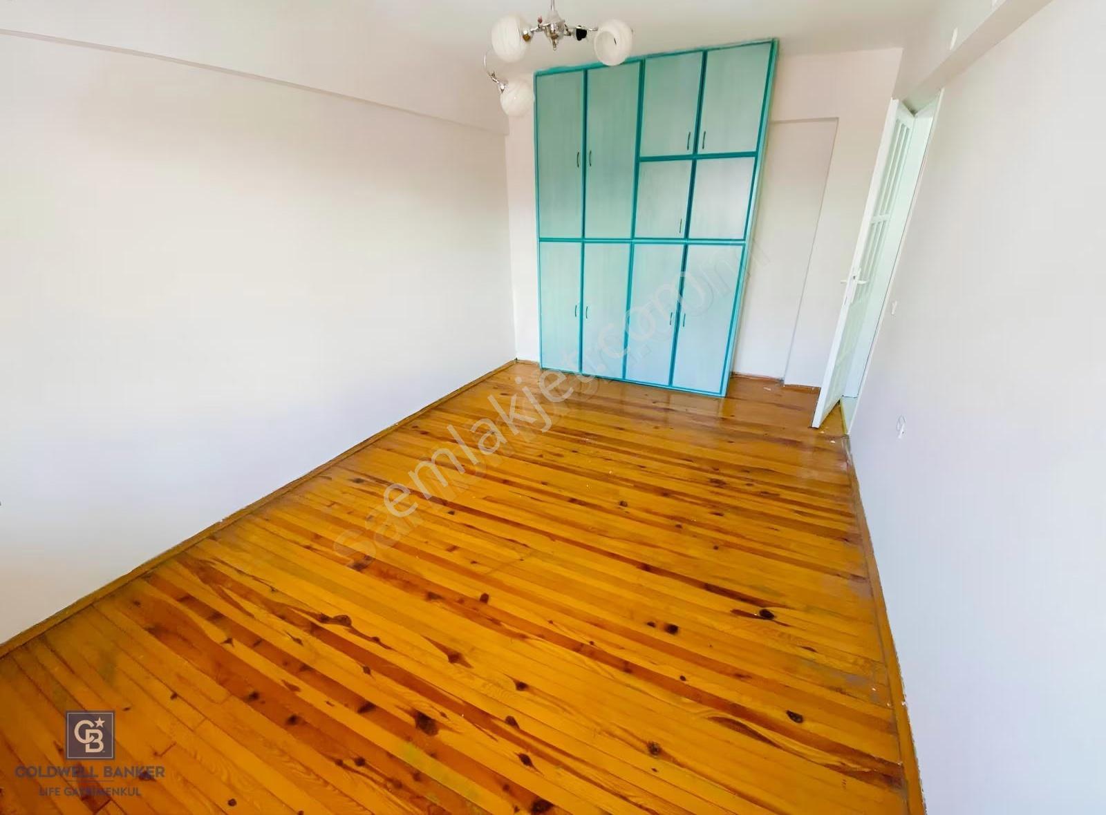 Apartment in İzmir - Daha fazla
