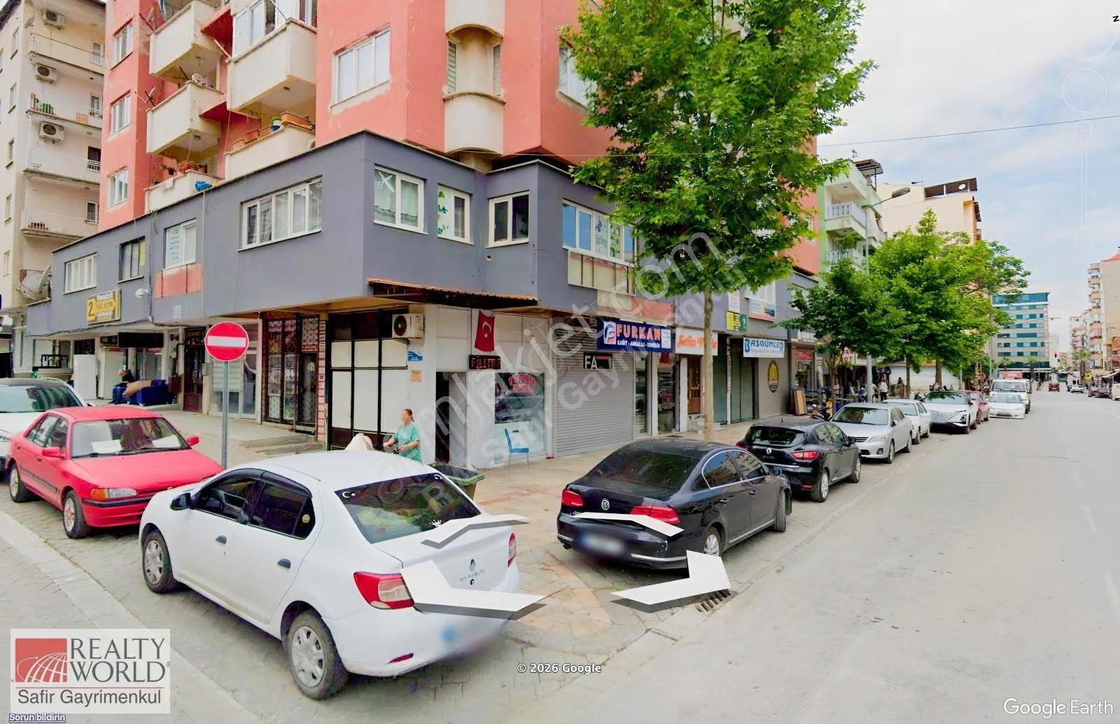 HALK CADDESİ'NDE YOLA CEPHELİ 70 M² 1+1 SATILIK İŞYERİ