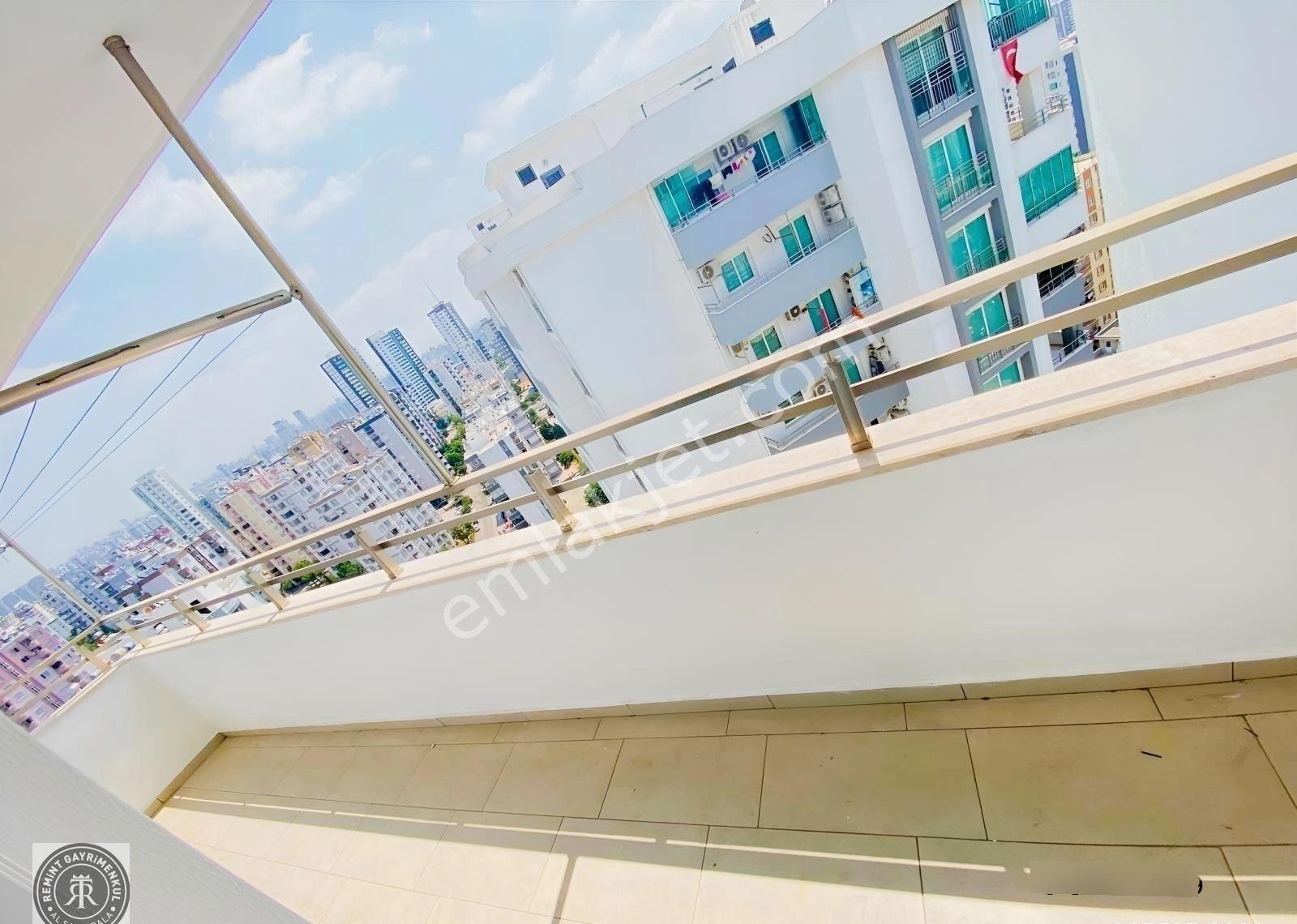 Apartment in Çukurova, Belediye Evleri - Görünüm 3